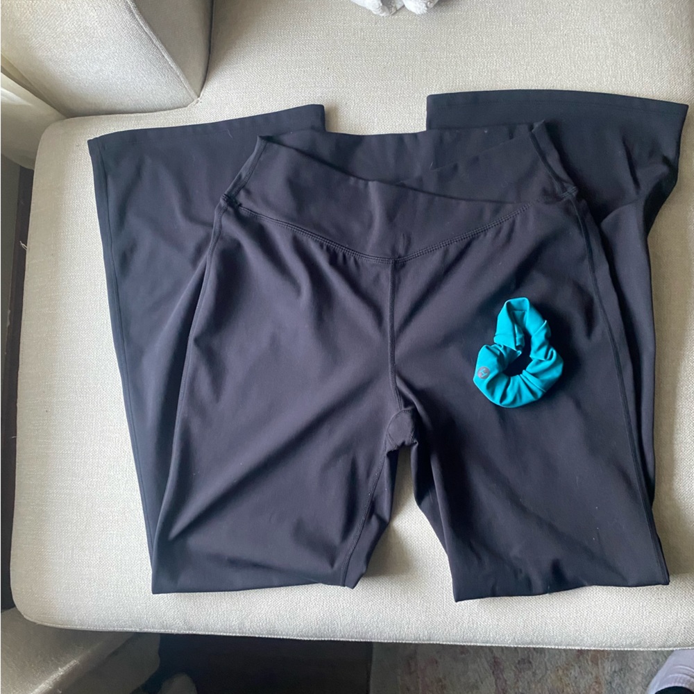 Halara Flared Leggings